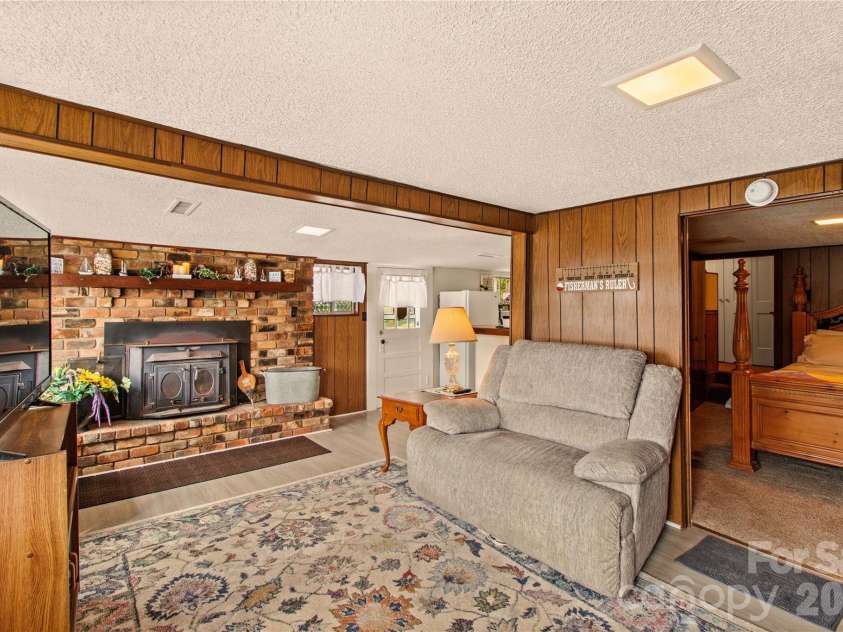 570 Lake Drive 9 Drive, Lexington, NC 27292.  MLS# CAR4368009, YatesRealty ID 10347. 