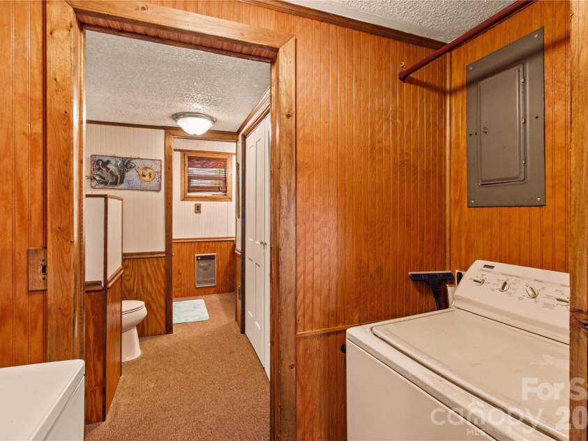 570 Lake Drive 9 Drive, Lexington, NC 27292.  MLS# CAR4368009, YatesRealty ID 10347. 