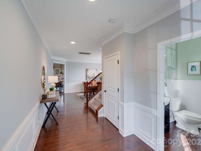 1504 Ridge Haven Road, Waxhaw, NC 28173.  MLS# CAR4241145, YatesRealty ID 10348. Foyer