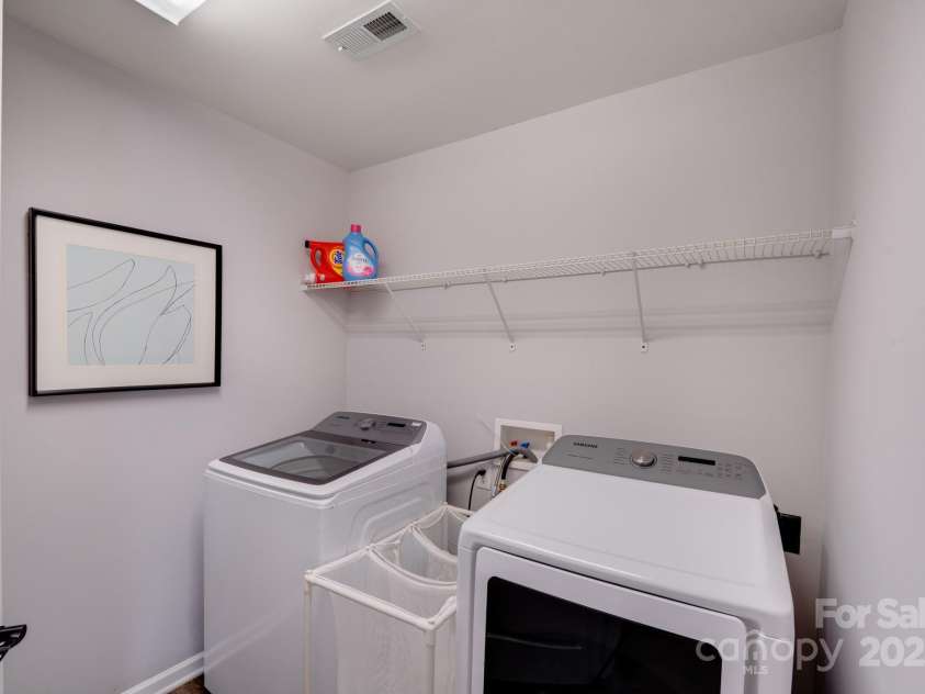 1504 Ridge Haven Road, Waxhaw, NC 28173.  MLS# CAR4241145, YatesRealty ID 10348. Laundry Room