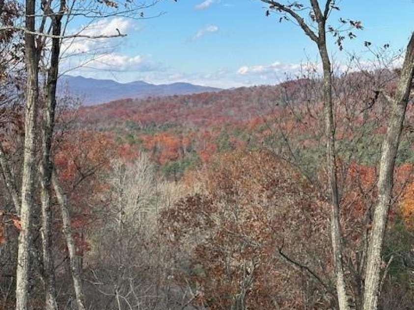 371 Falls View Drive, Pisgah Forest, NC 28768.  MLS# CAR4242719, YatesRealty ID 10349. 