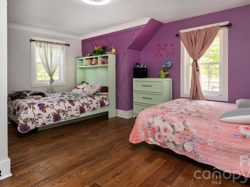 8219 Starnes Randall Road, Charlotte, NC 28215.  MLS# CAR4368480, YatesRealty ID 10349. 