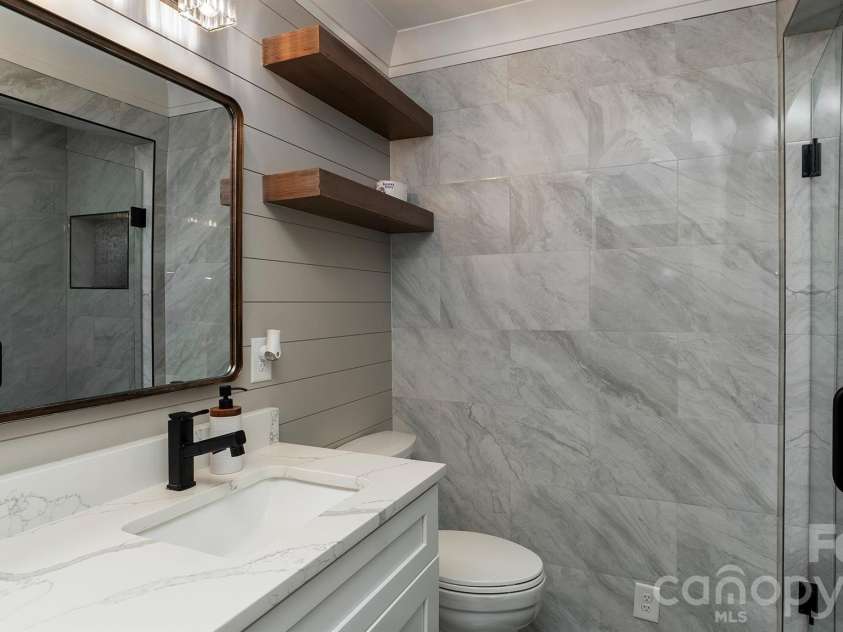 8219 Starnes Randall Road, Charlotte, NC 28215.  MLS# CAR4368480, YatesRealty ID 10349. 