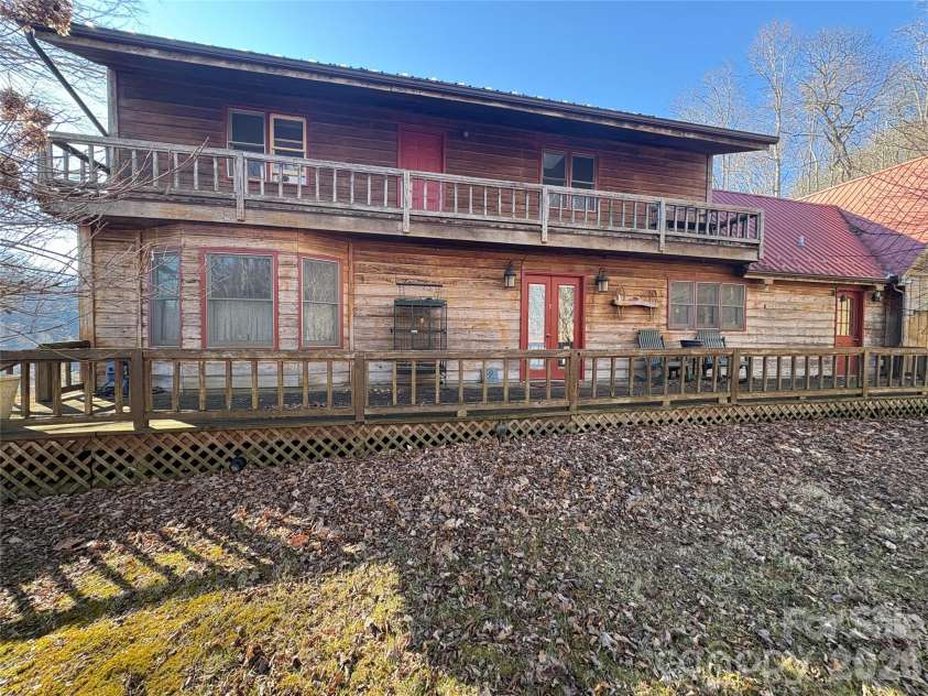 219 Rocking Horse Trail, Burnsville, NC 28714.  MLS# CAR4338030, YatesRealty ID 1035. 