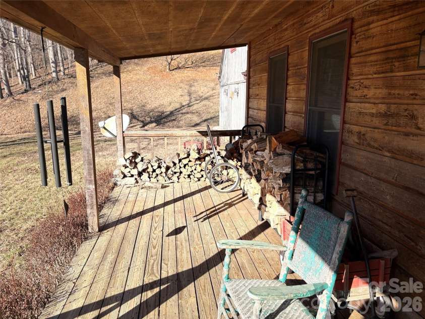 219 Rocking Horse Trail, Burnsville, NC 28714.  MLS# CAR4338030, YatesRealty ID 1035. 