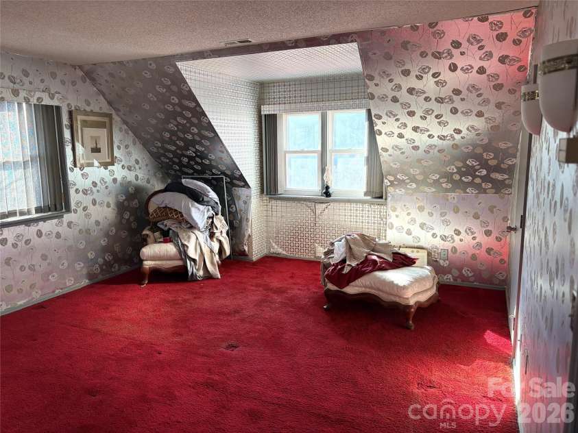 219 Rocking Horse Trail, Burnsville, NC 28714.  MLS# CAR4338030, YatesRealty ID 1035. 