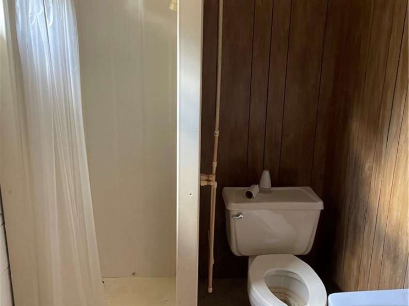 3391 Briarwood Drive, Maiden, NC 28650.  MLS# CAR3940469, YatesRealty ID 1035. 