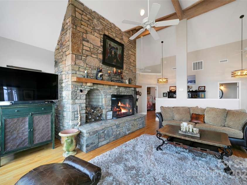 170 Oakanoah Court, Brevard, NC 28712.  MLS# CAR4247487, YatesRealty ID 10350. 