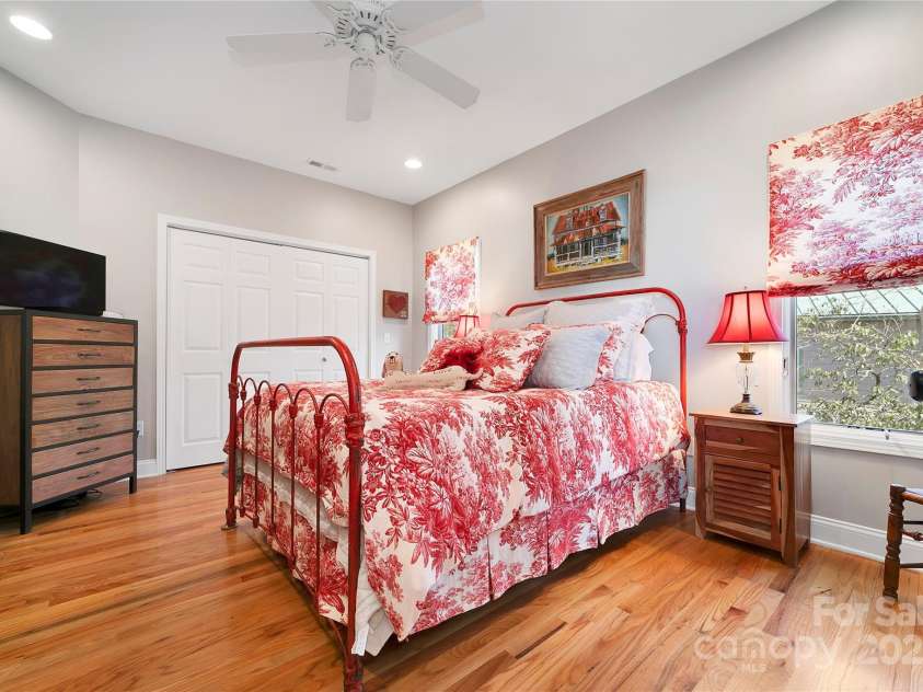 170 Oakanoah Court, Brevard, NC 28712.  MLS# CAR4247487, YatesRealty ID 10350. Second Bedroom