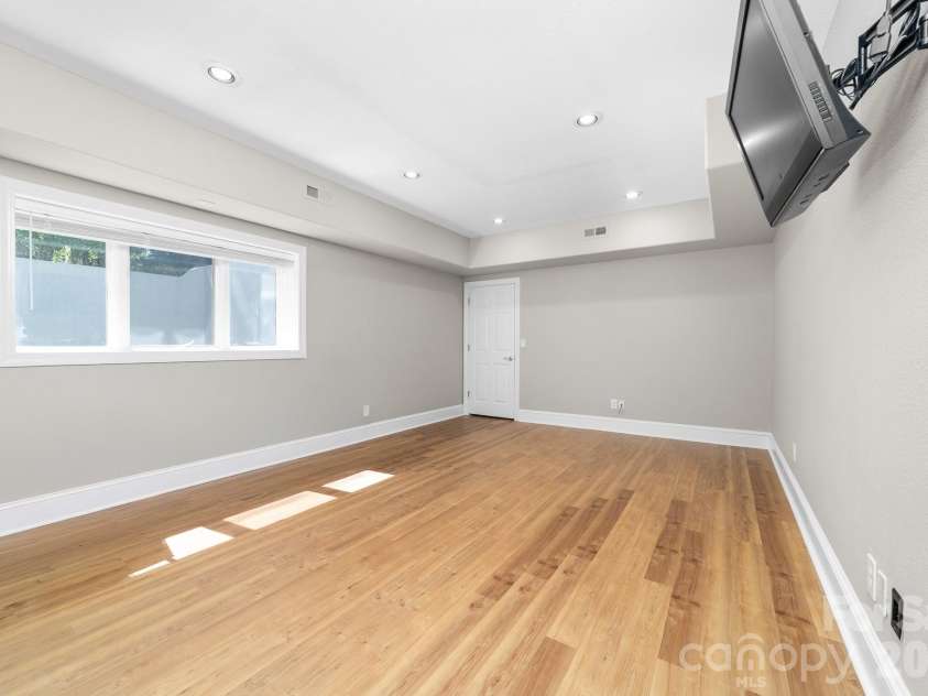 206 Vauxhall Drive, Shelby, NC 28150.  MLS# CAR4366232, YatesRealty ID 10352. Second bedroom on the lower level.