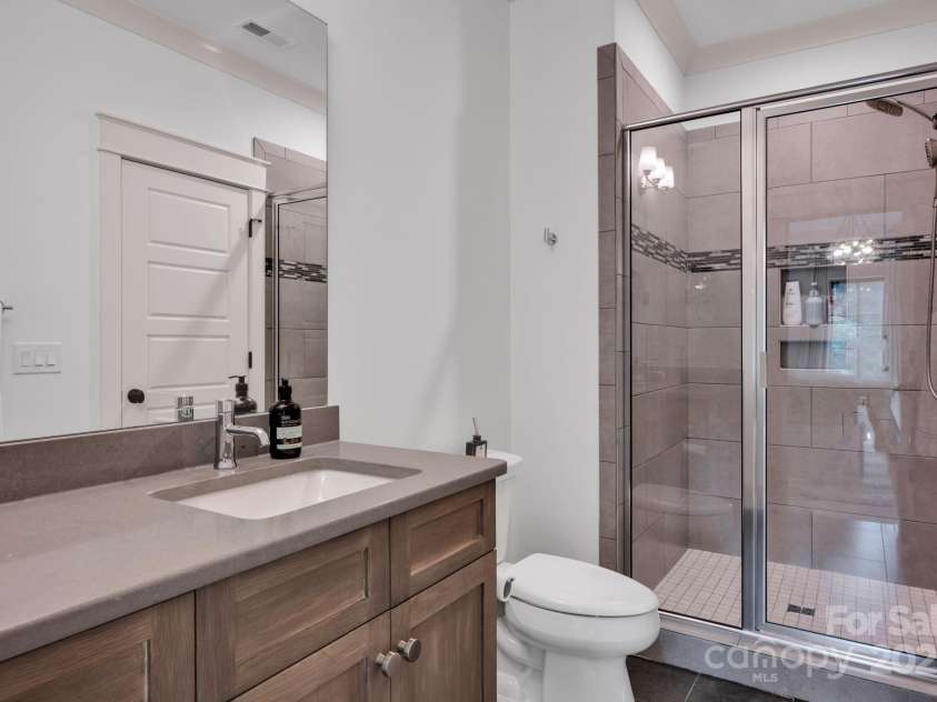 14105 Ryker Way, Davidson, NC 28036.  MLS# CAR4320111, YatesRealty ID 10353. 
