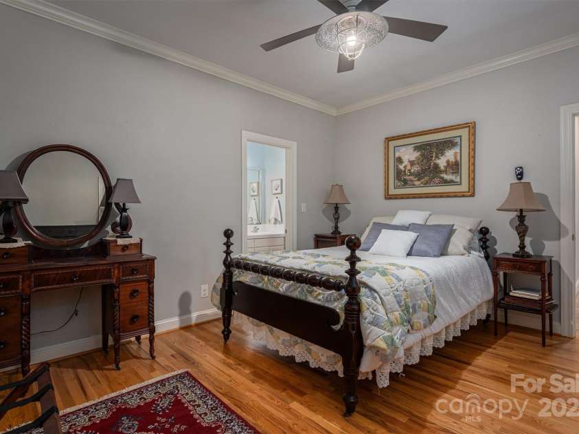 3964 Deer Run Drive, Conover, NC 28613.  MLS# CAR4241834, YatesRealty ID 10355. 