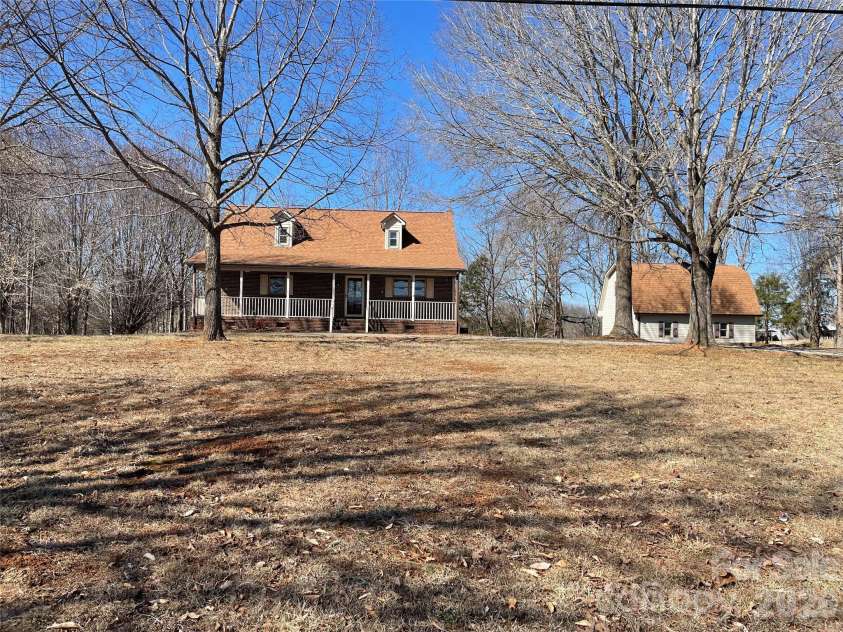 12404 Mooresville Road, Mt Ulla, NC 28125.  MLS# CAR4346131, YatesRealty ID 10356. 