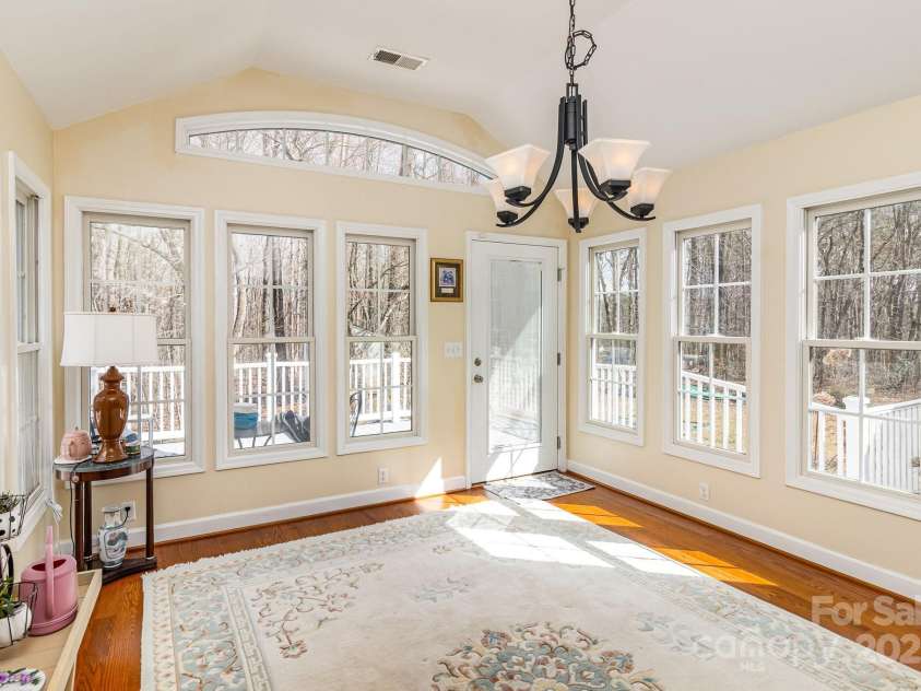 207 Cypress Drive, Gastonia, NC 28052.  MLS# CAR4231638, YatesRealty ID 10356. 