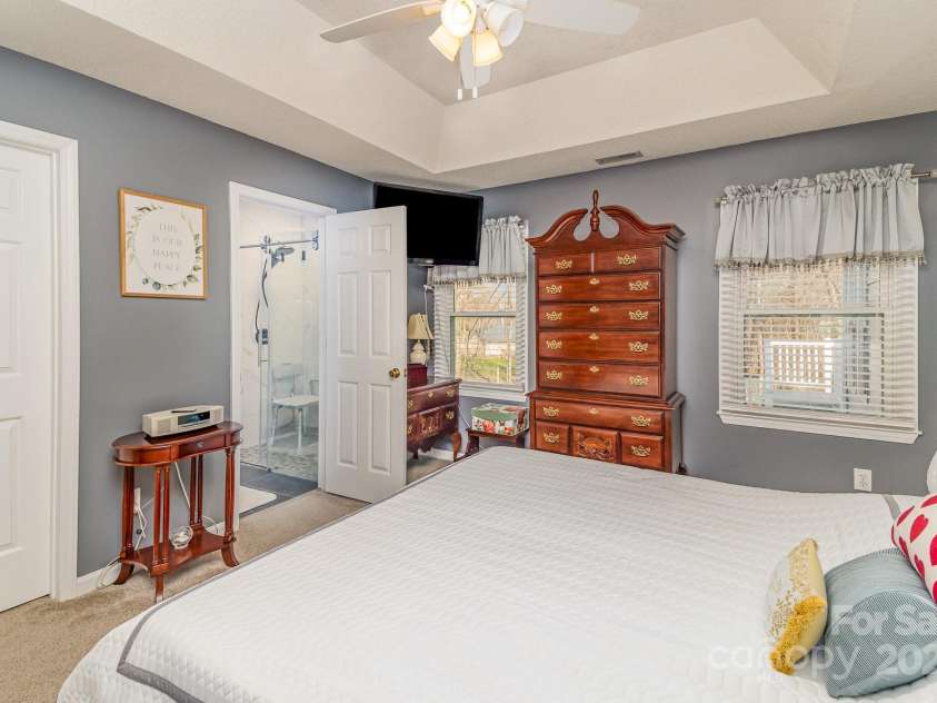 207 Cypress Drive, Gastonia, NC 28052.  MLS# CAR4231638, YatesRealty ID 10356. 