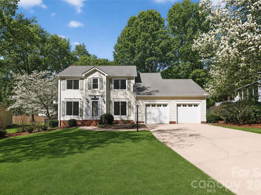 2937 Trotters Road, Gastonia, NC 28054.  MLS# CAR4352932, YatesRealty ID 10357. Lawn virtually enhanced