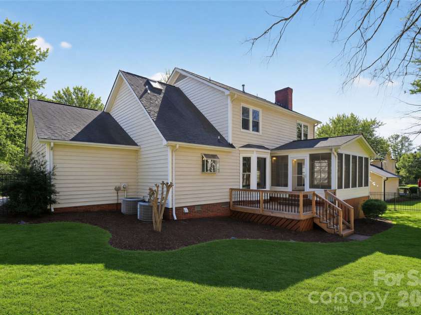 2937 Trotters Road, Gastonia, NC 28054.  MLS# CAR4352932, YatesRealty ID 10357. Lawn virtually enhanced