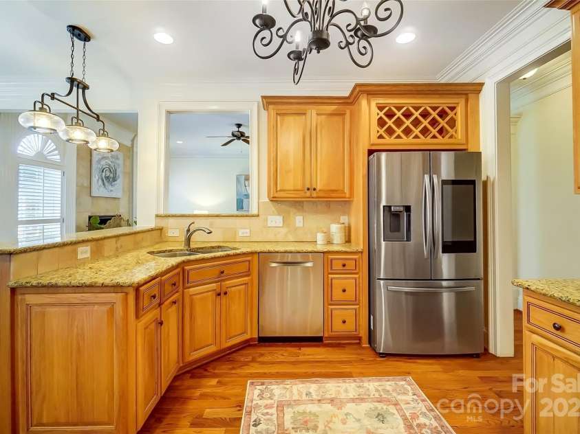 6548 Robin Hollow Drive, Mint Hill, NC 28227.  MLS# CAR4226130, YatesRealty ID 10357. 