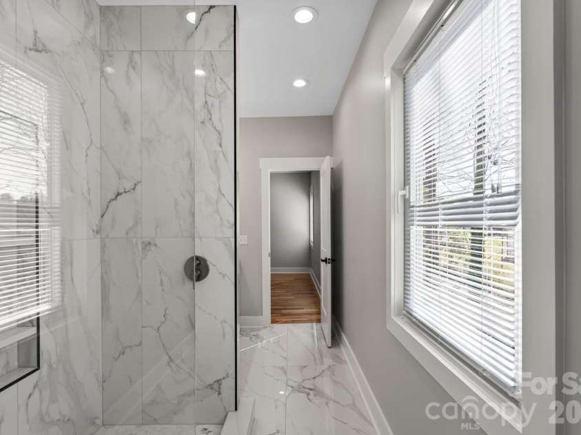 543 30th Avenue, Hickory, NC 28601.  MLS# CAR4420266, YatesRealty ID 10358. Primary bathroom