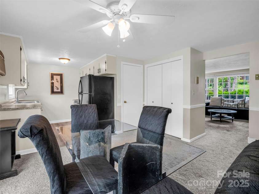 65 Brookside Drive, Hendersonville, NC 28792.  MLS# CAR4259209, YatesRealty ID 10359. 