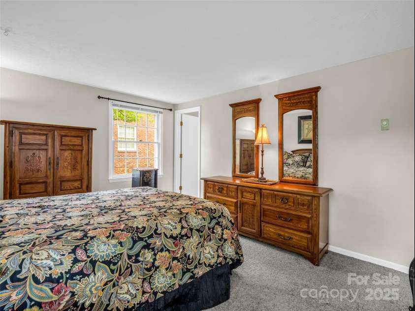 65 Brookside Drive, Hendersonville, NC 28792.  MLS# CAR4259209, YatesRealty ID 10359. 