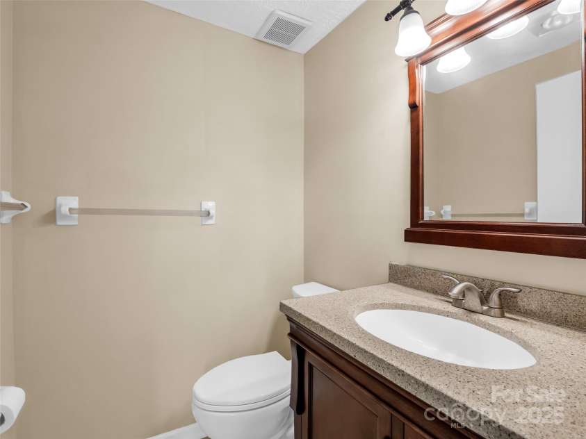 65 Brookside Drive, Hendersonville, NC 28792.  MLS# CAR4259209, YatesRealty ID 10359. 
