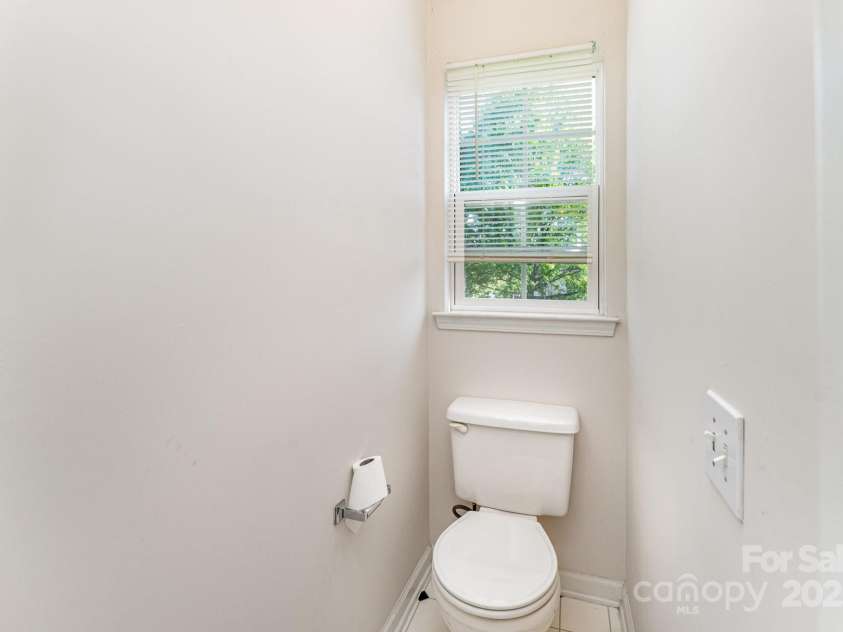 2409 Deberry Court, Charlotte, NC 28213.  MLS# CAR4243418, YatesRealty ID 10360. 