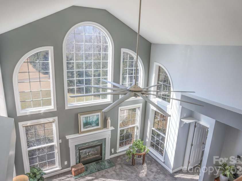 104 Fox Den Circle, Statesville, NC 28677.  MLS# CAR4212566, YatesRealty ID 10361. 