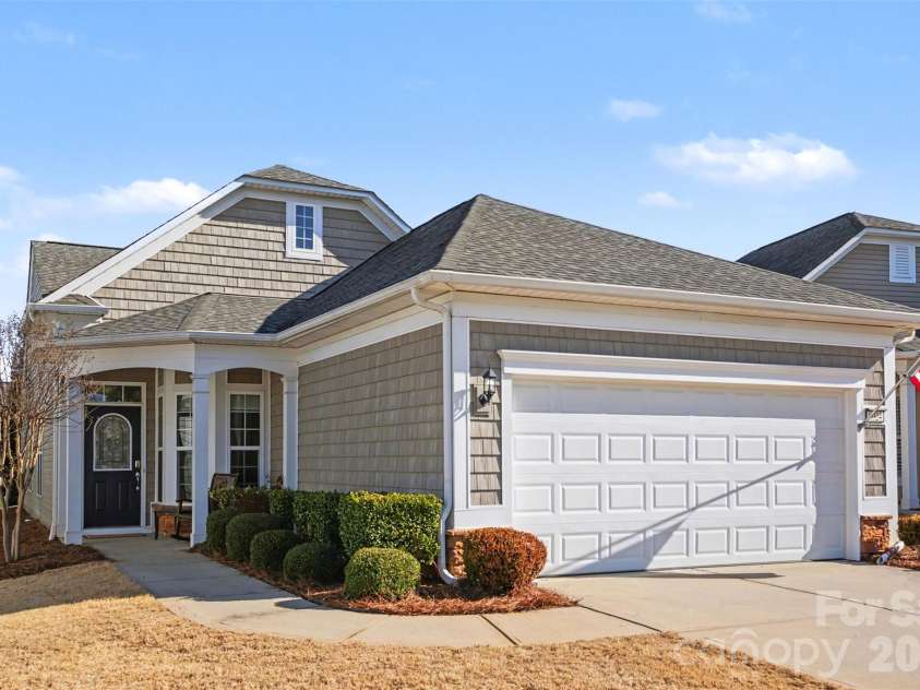 8024 Carolina Lakes Way, Fort Mill, SC 29707.  MLS# CAR4346486, YatesRealty ID 10362. 
