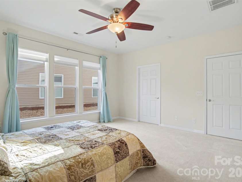 8024 Carolina Lakes Way, Fort Mill, SC 29707.  MLS# CAR4346486, YatesRealty ID 10362. 