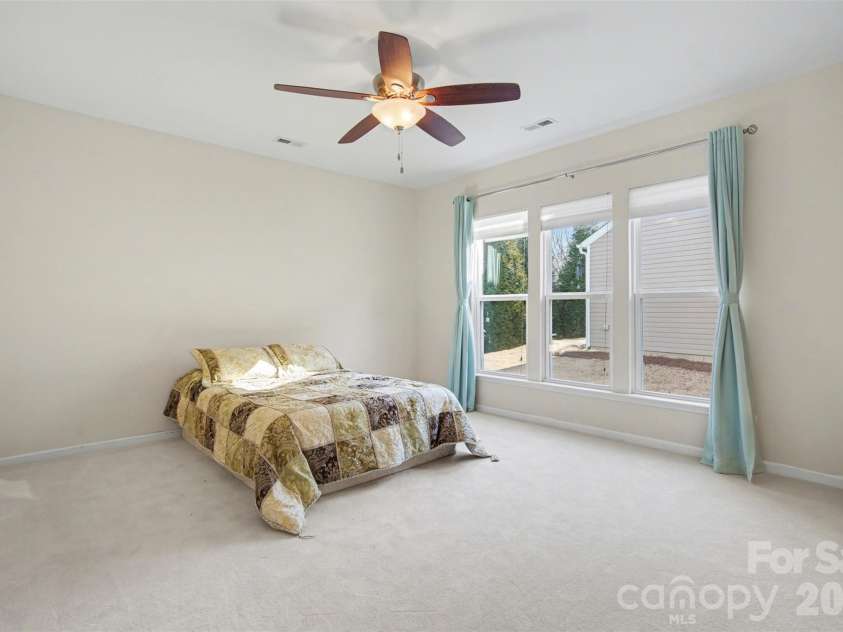 8024 Carolina Lakes Way, Fort Mill, SC 29707.  MLS# CAR4346486, YatesRealty ID 10362. 