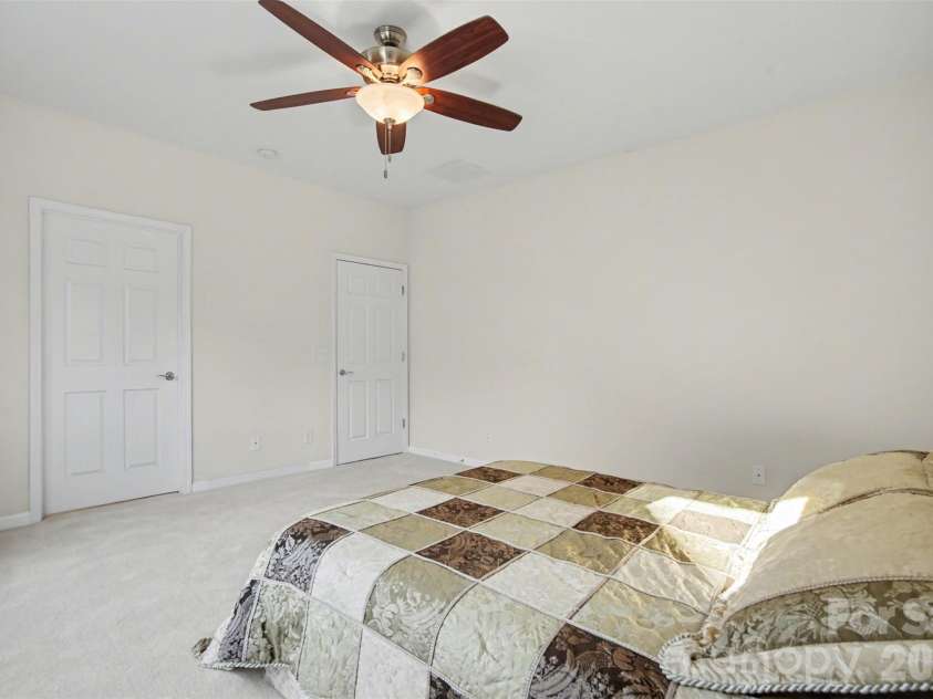 8024 Carolina Lakes Way, Fort Mill, SC 29707.  MLS# CAR4346486, YatesRealty ID 10362. 