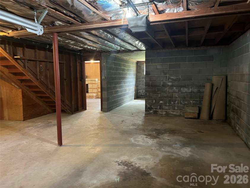 1004 Hoke Street, Kannapolis, NC 28081.  MLS# CAR4368033, YatesRealty ID 10363. Garage