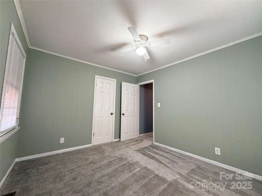 107 Aster Drive, Greer, SC 29651.  MLS# CAR4324367, YatesRealty ID 10366. 