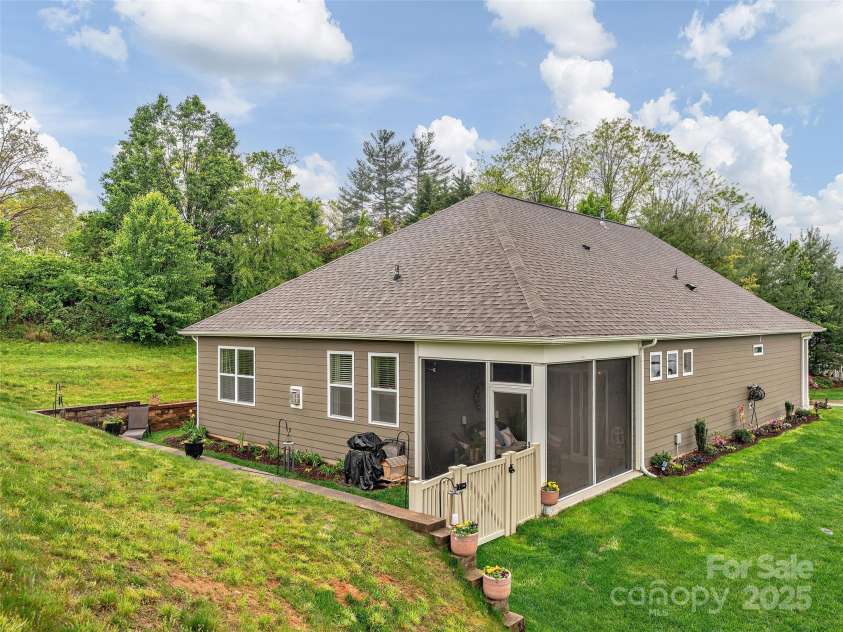 37 Honeycrisp Court, Flat Rock, NC 28731.  MLS# CAR4247273, YatesRealty ID 10366. 