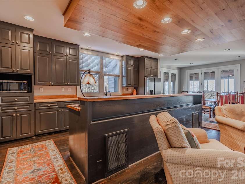 42 Wild Magnolia Way, Zirconia, NC 28790.  MLS# CAR4335152, YatesRealty ID 10368. 