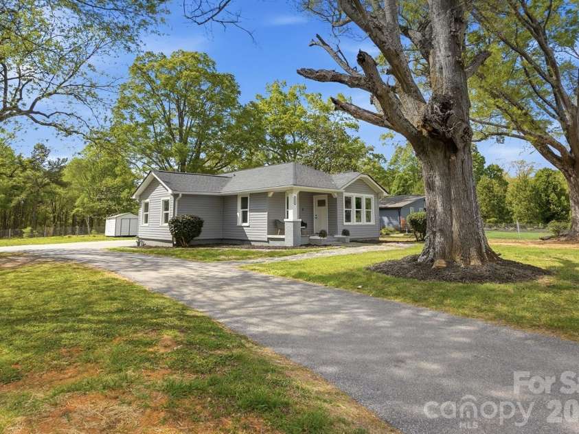 2477 Secrest Shortcut Road, Monroe, NC 28110.  MLS# CAR4362766, YatesRealty ID 10370. 