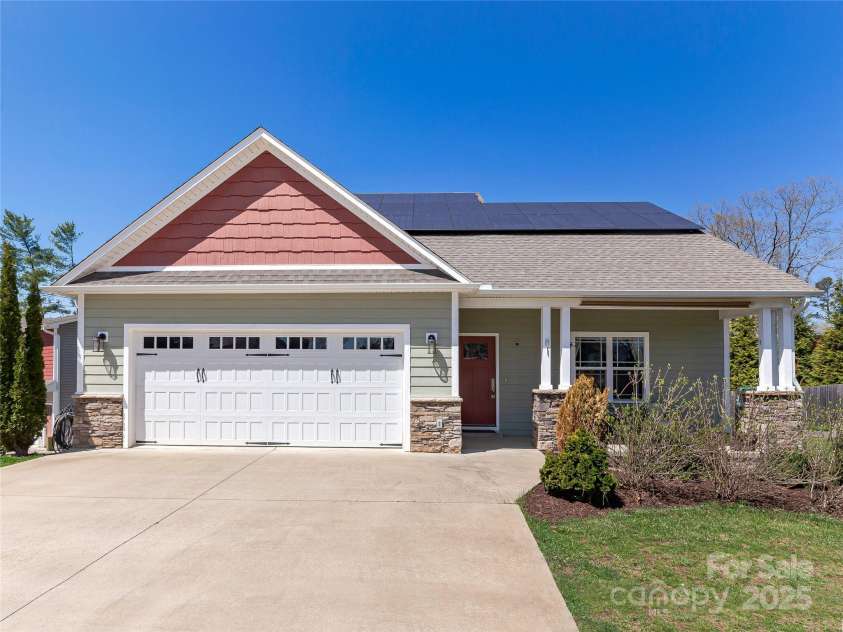 81 Salem Road, Weaverville, NC 28787.  MLS# CAR4242064, YatesRealty ID 10370. 