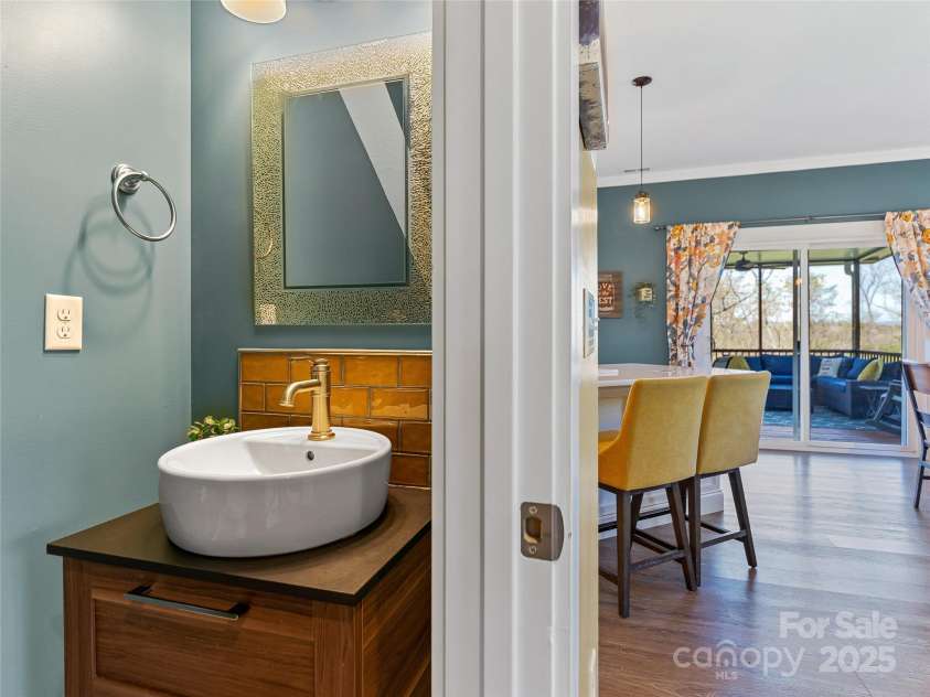 81 Salem Road, Weaverville, NC 28787.  MLS# CAR4242064, YatesRealty ID 10370. 