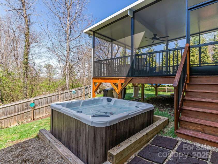 81 Salem Road, Weaverville, NC 28787.  MLS# CAR4242064, YatesRealty ID 10370. 