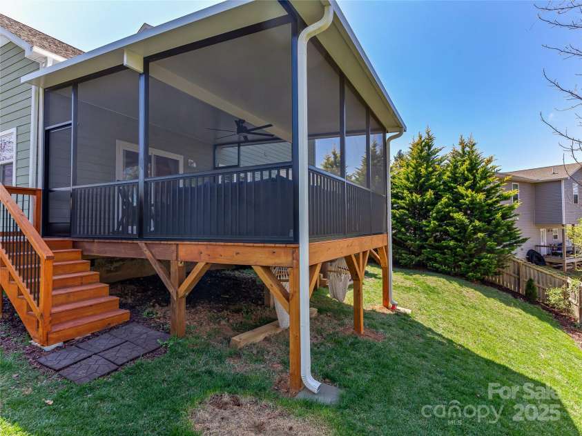 81 Salem Road, Weaverville, NC 28787.  MLS# CAR4242064, YatesRealty ID 10370. 