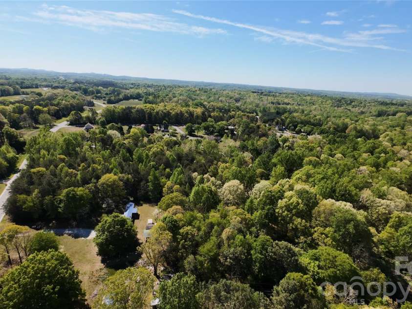 417 Stony Point Road, Kings Mountain, NC 28086.  MLS# CAR4368424, YatesRealty ID 10371. 