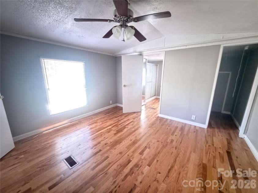 417 Stony Point Road, Kings Mountain, NC 28086.  MLS# CAR4368424, YatesRealty ID 10371. 