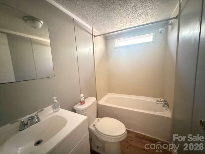 417 Stony Point Road, Kings Mountain, NC 28086.  MLS# CAR4368424, YatesRealty ID 10371. 