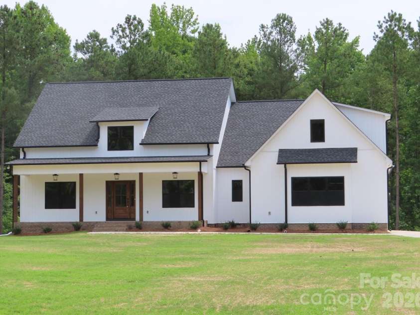 3760 Winter Road, Rock Hill, SC 29730.  MLS# CAR4365939, YatesRealty ID 10373. 