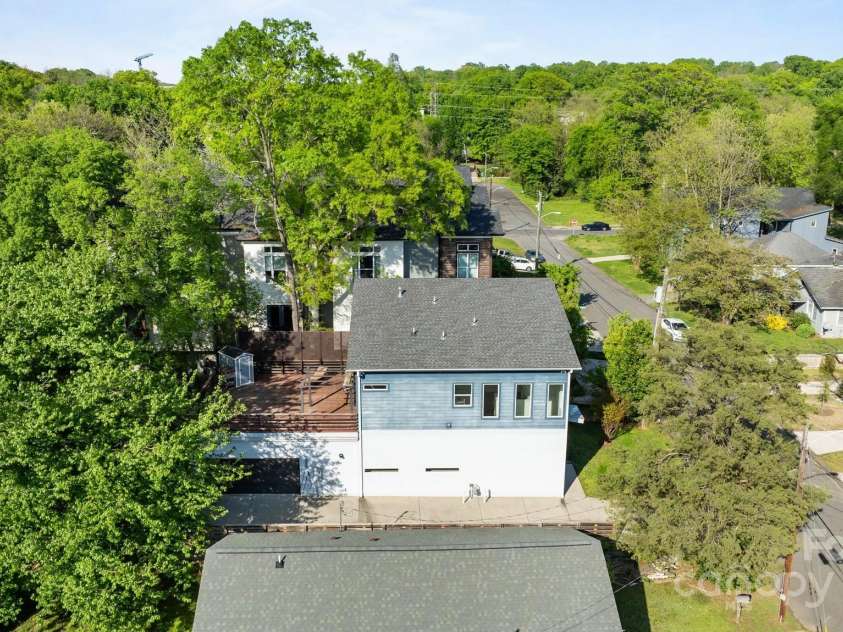 1121 Alexander Street, Charlotte, NC 28206.  MLS# CAR4245079, YatesRealty ID 10374. 