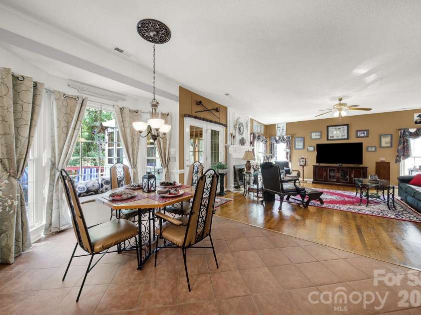 7210 Broadford Court, Charlotte, NC 28277.  MLS# CAR4302268, YatesRealty ID 10374. 