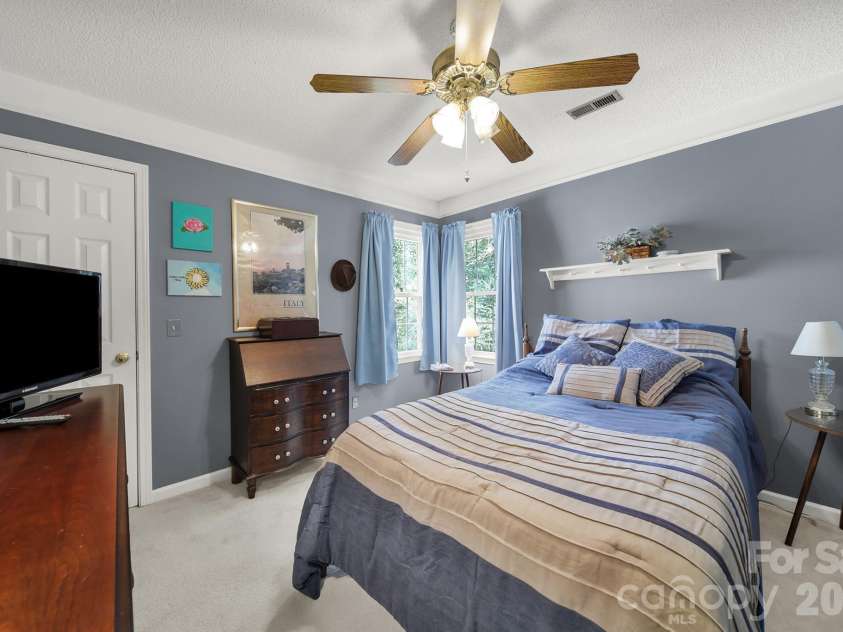 7210 Broadford Court, Charlotte, NC 28277.  MLS# CAR4302268, YatesRealty ID 10374. 