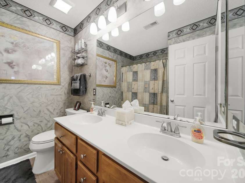 7210 Broadford Court, Charlotte, NC 28277.  MLS# CAR4302268, YatesRealty ID 10374. 