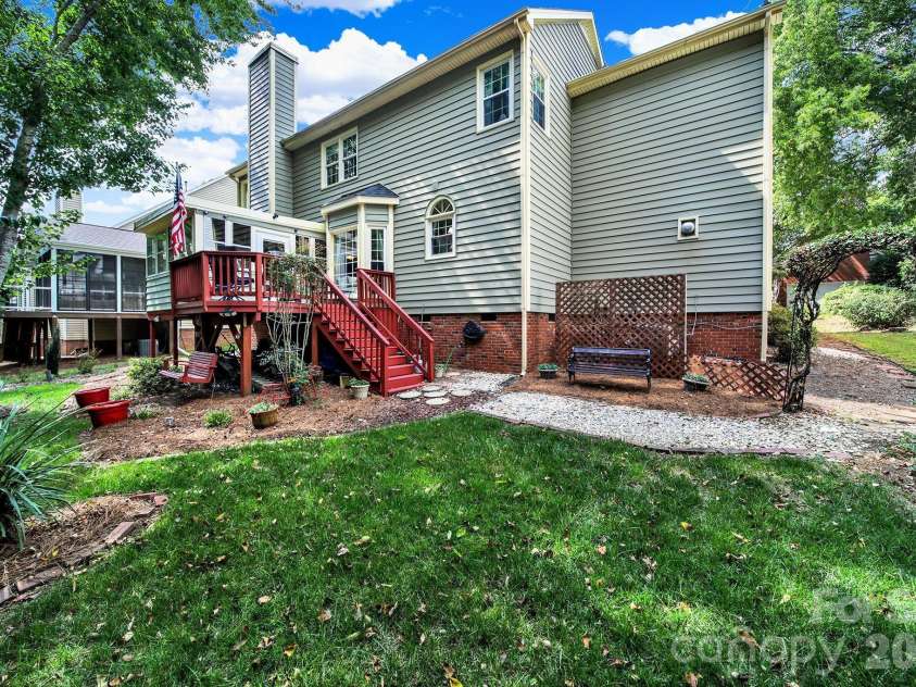 7210 Broadford Court, Charlotte, NC 28277.  MLS# CAR4302268, YatesRealty ID 10374. 